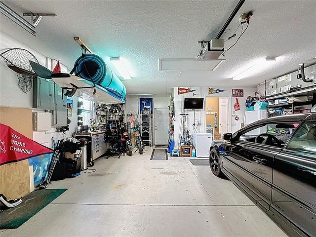 2044 84TH STREET CIRCLE NW, Bradenton, FL 34209