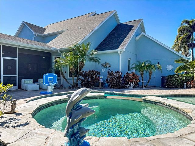 2044 84TH STREET CIRCLE NW, Bradenton, FL 34209