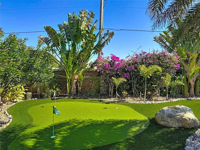 2044 84TH STREET CIRCLE NW, Bradenton, FL 34209