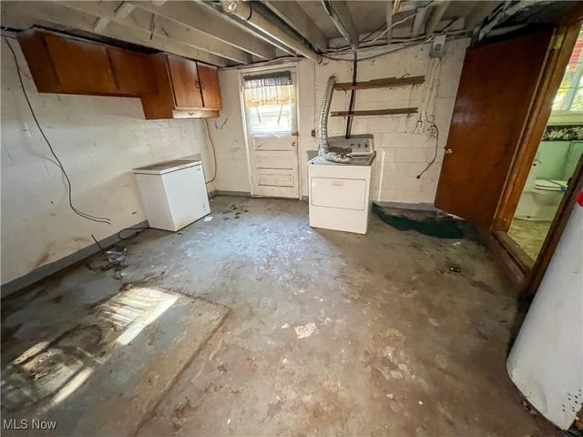 17 Sunset Drive, Martins Ferry, OH 43935