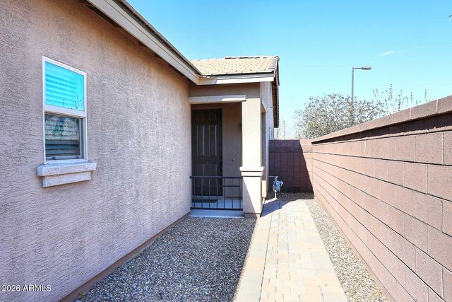 784 W LEADWOOD Avenue, Queen Creek, AZ 85140