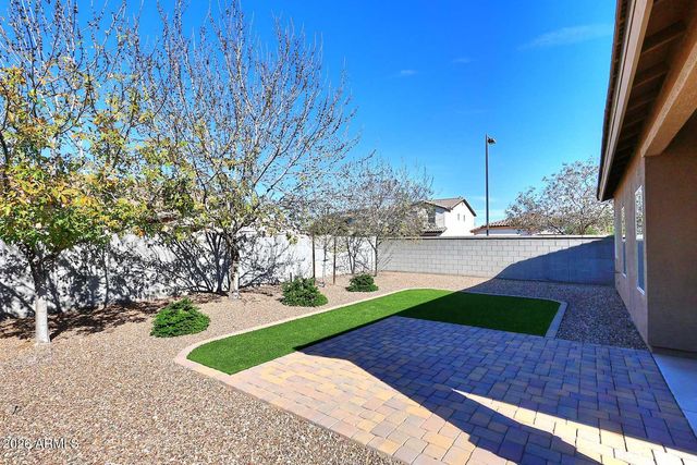 784 W LEADWOOD Avenue, Queen Creek, AZ 85140