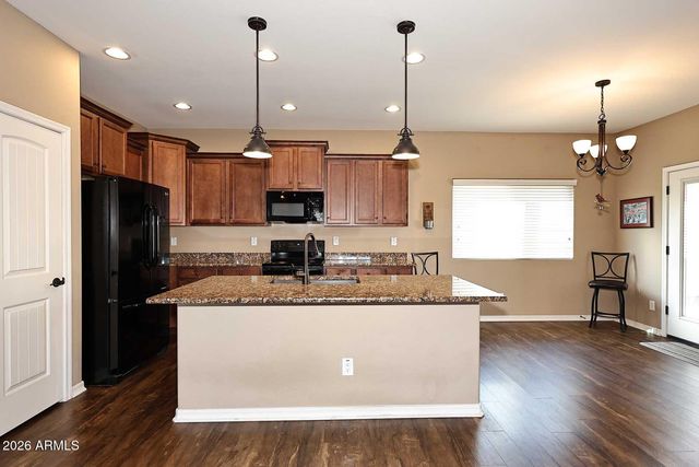 784 W LEADWOOD Avenue, Queen Creek, AZ 85140