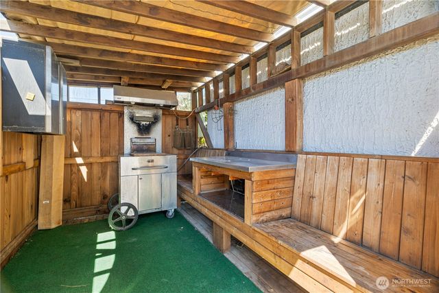 17406 Fir Island Road, Conway, WA 98273