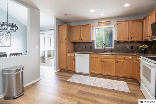 15504 Binney Street, Omaha, NE 68116