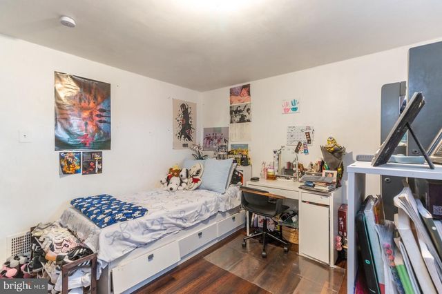 608 RARITAN ST, Camden, NJ 08105