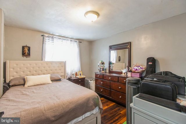 608 RARITAN ST, Camden, NJ 08105