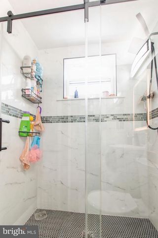 608 RARITAN ST, Camden, NJ 08105