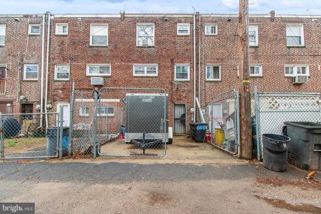 608 RARITAN ST, Camden, NJ 08105