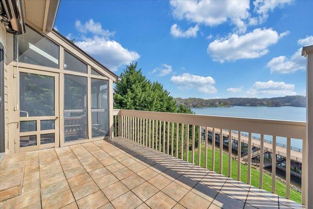 835 Gangplank Rd Unit 113, Moneta, VA 24121
