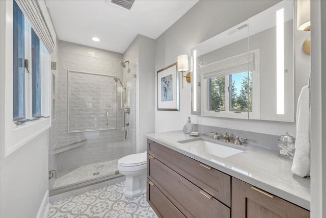 835 Gangplank Rd Unit 113, Moneta, VA 24121