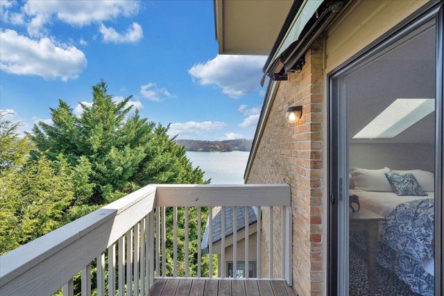 835 Gangplank Rd Unit 113, Moneta, VA 24121