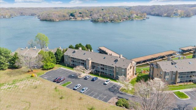 835 Gangplank Rd Unit 113, Moneta, VA 24121