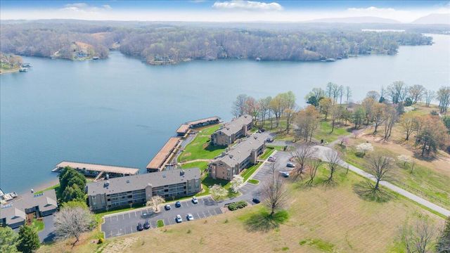 835 Gangplank Rd Unit 113, Moneta, VA 24121