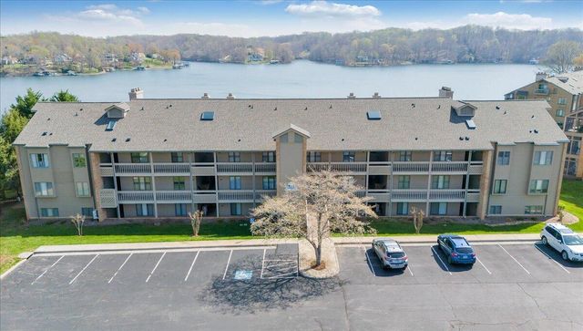 835 Gangplank Rd Unit 113, Moneta, VA 24121