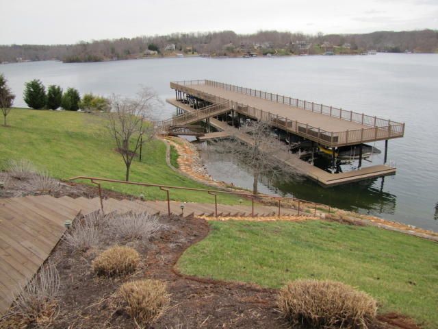 835 Gangplank Rd Unit 113, Moneta, VA 24121