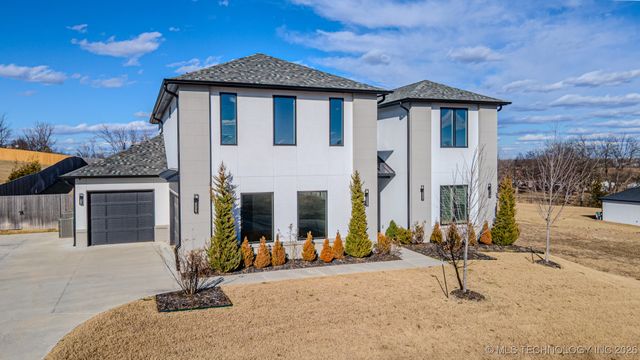 6621 E 153rd Street, Bixby, OK 74008