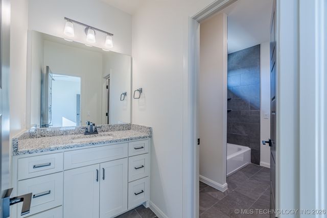 6621 E 153rd Street, Bixby, OK 74008