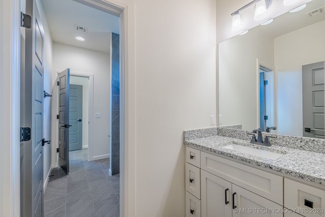 6621 E 153rd Street, Bixby, OK 74008