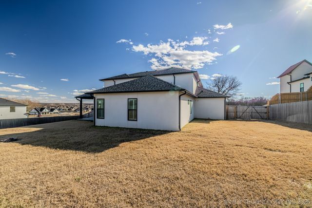 6621 E 153rd Street, Bixby, OK 74008