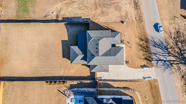 6621 E 153rd Street, Bixby, OK 74008