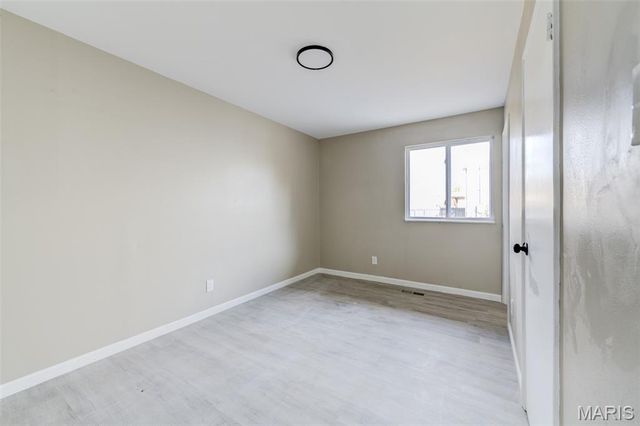 10417 Prince Drive, St Louis, MO 63136