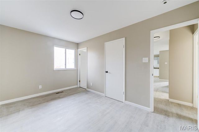 10417 Prince Drive, St Louis, MO 63136