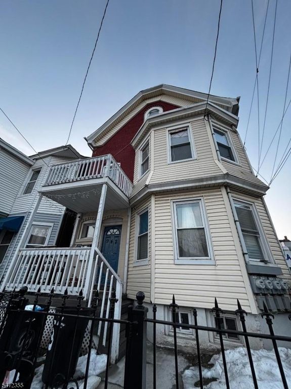 942 E 19Th St, Paterson City, NJ 07501 — photo 2