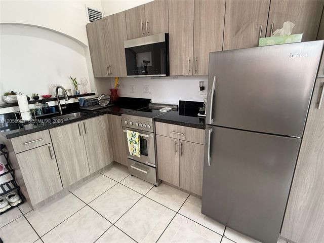 9940 SW 146th Court 1, Miami, FL 33186