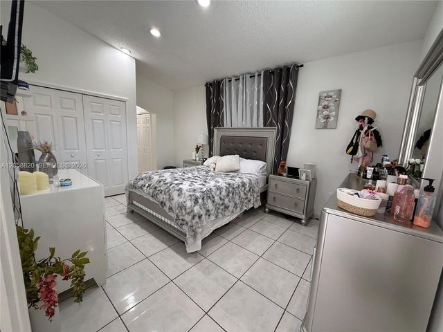 9940 SW 146th Court 1, Miami, FL 33186