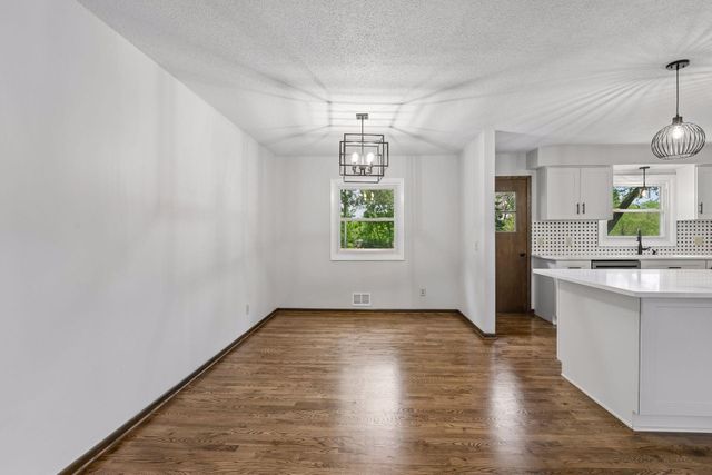9030 45th Avenue N, New Hope, MN 55428