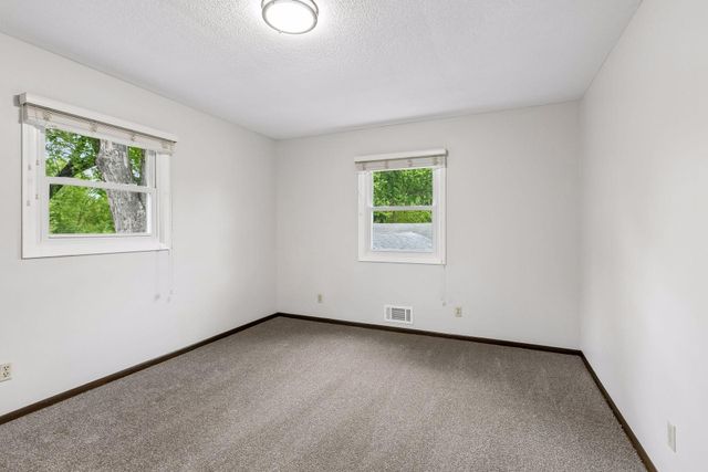 9030 45th Avenue N, New Hope, MN 55428