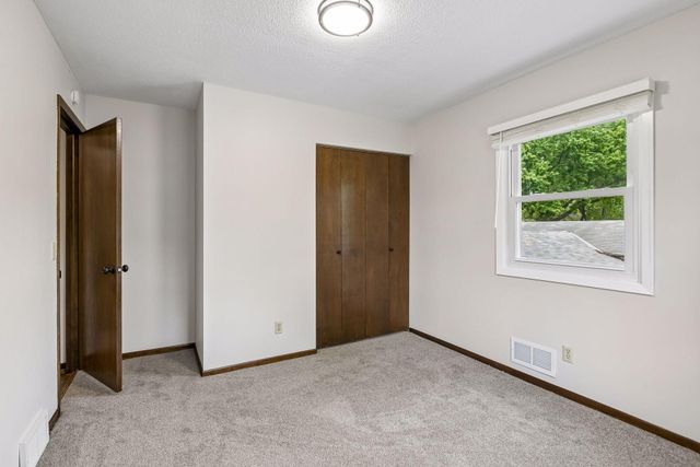 9030 45th Avenue N, New Hope, MN 55428