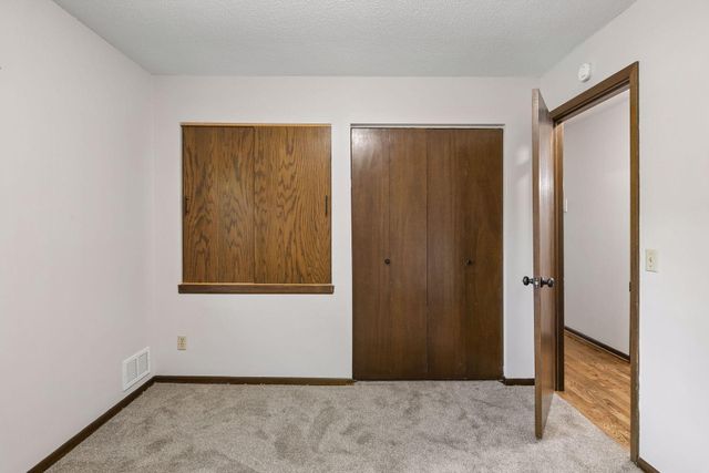 9030 45th Avenue N, New Hope, MN 55428