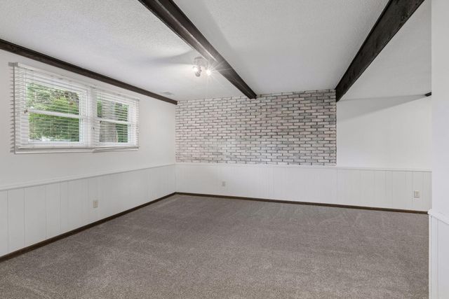9030 45th Avenue N, New Hope, MN 55428
