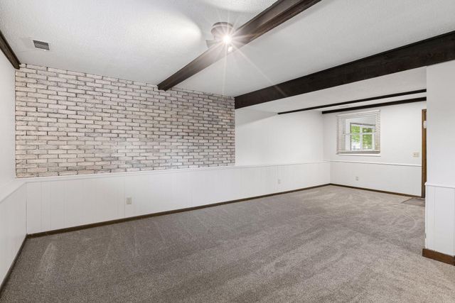 9030 45th Avenue N, New Hope, MN 55428