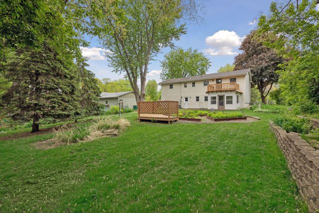 9030 45th Avenue N, New Hope, MN 55428