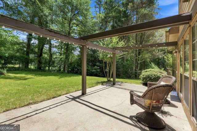 3848 Laurel Drive NW, Acworth, GA 30101