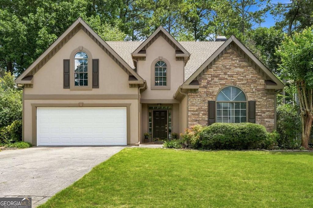 3848 Laurel Drive NW, Acworth, GA 30101