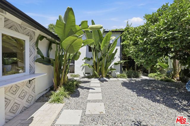342 Fisher Street, Los Angeles, CA 90042