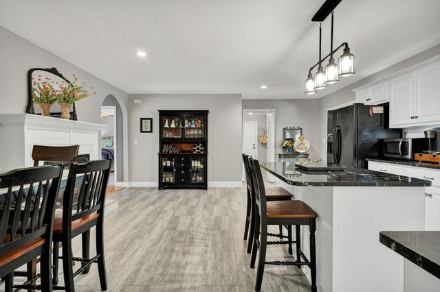 160 Crabtree Drive, Tunnel Hill, GA 30755