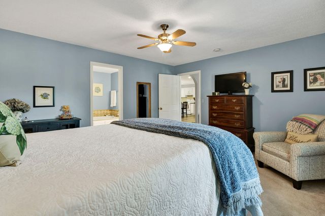 160 Crabtree Drive, Tunnel Hill, GA 30755