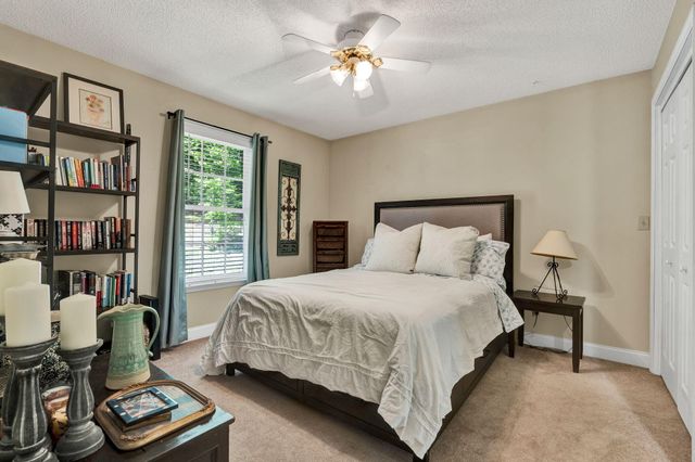 160 Crabtree Drive, Tunnel Hill, GA 30755