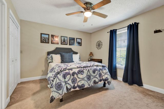 160 Crabtree Drive, Tunnel Hill, GA 30755