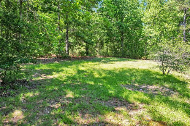 160 Crabtree Drive, Tunnel Hill, GA 30755