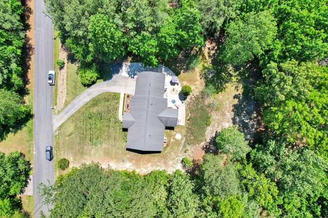 160 Crabtree Drive, Tunnel Hill, GA 30755