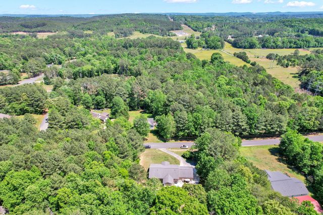 160 Crabtree Drive, Tunnel Hill, GA 30755