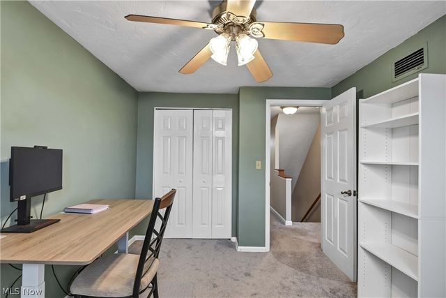 25345 Country Club Boulevard 12-11, North Olmsted, OH 44070