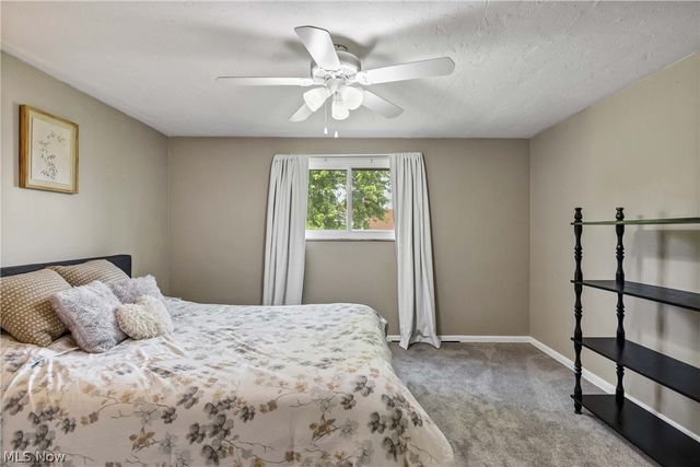 25345 Country Club Boulevard 12-11, North Olmsted, OH 44070