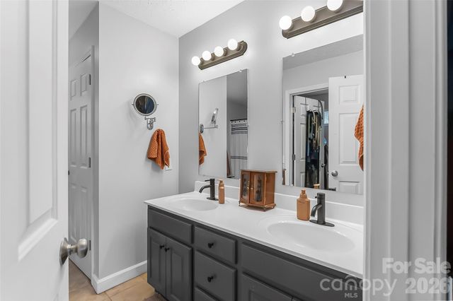 1498 Salem Road, Morganton, NC 28655